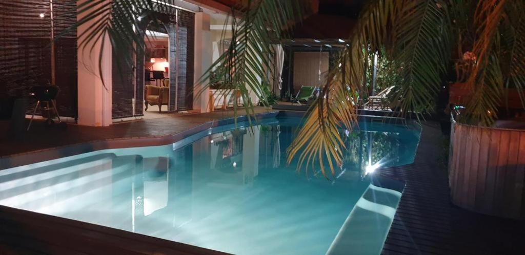 Villa Cap Detente Et Spa Сен-Луи Екстериор снимка